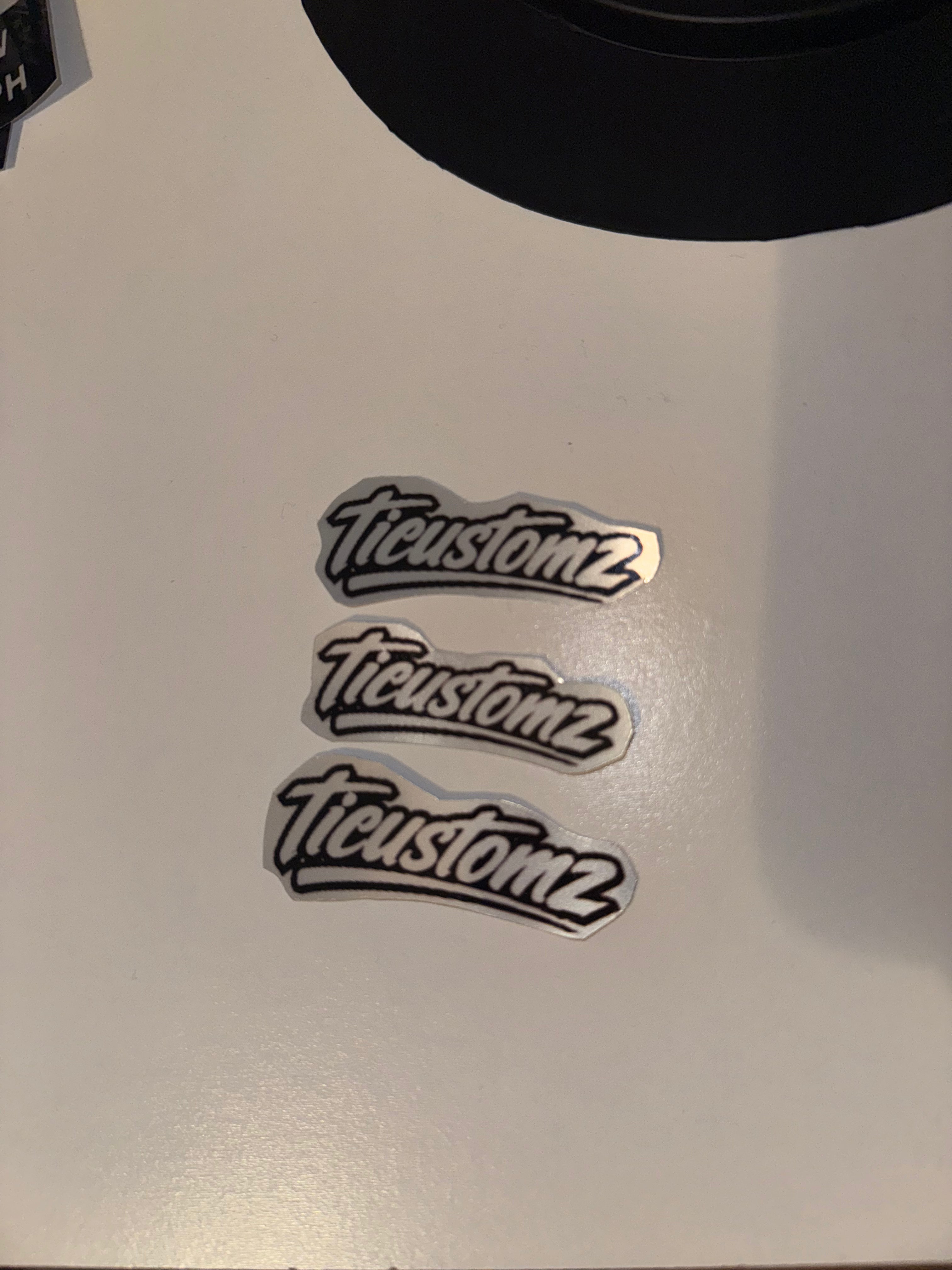 Chrome "ticustomz" stckers